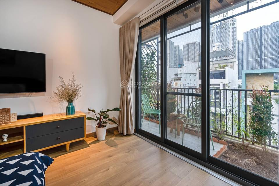 Modern 70m² Studio Apartment in Thao Dien