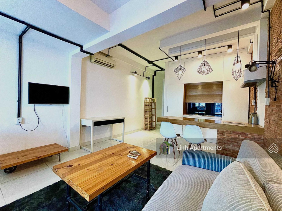 Modern Loft Apartment with Balcony in District 1