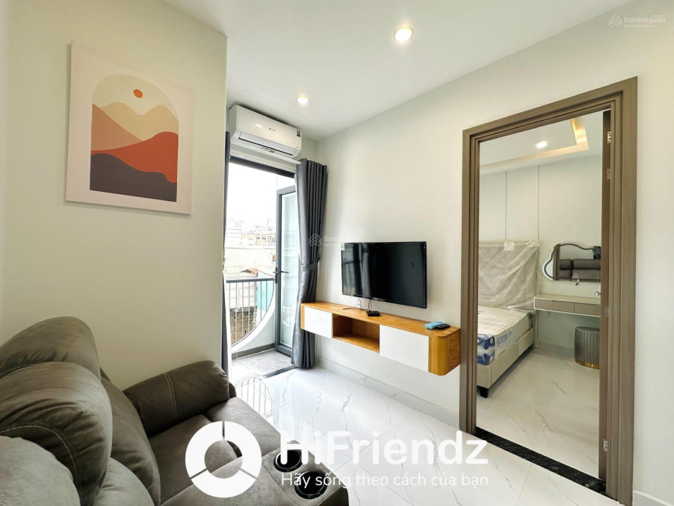 Modern 40m² One-Bedroom Apartment with Balcony