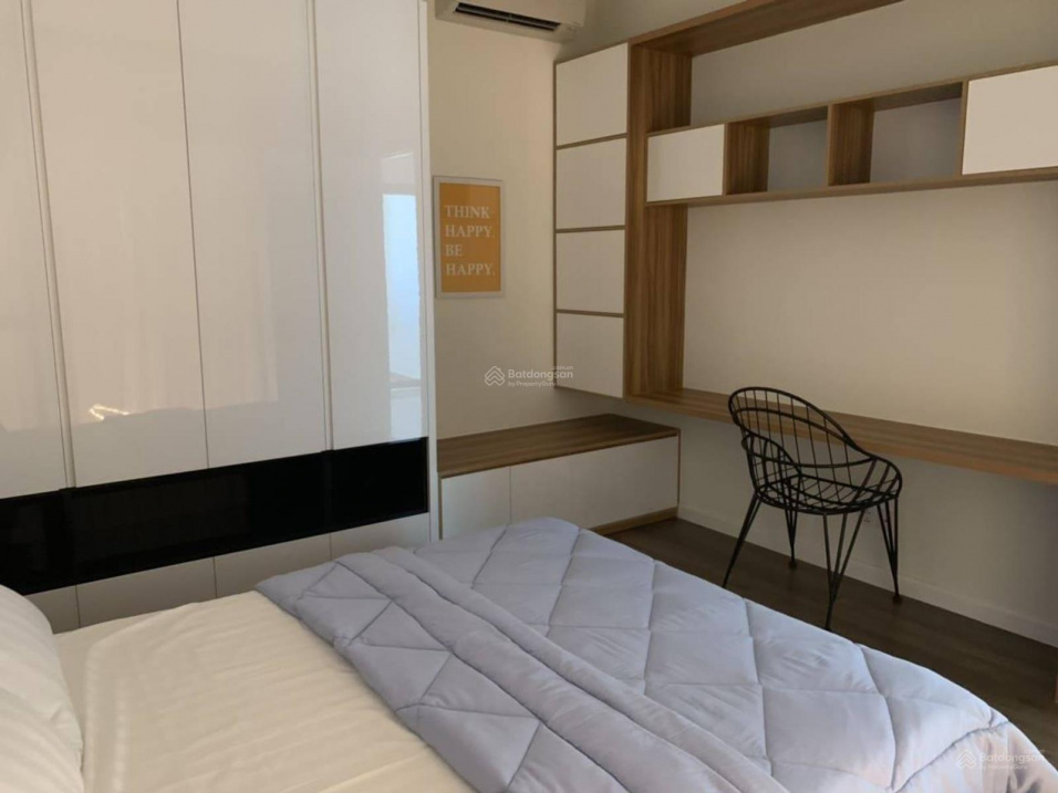 Modern 2-Bedroom Luxury Apartment in Tropic Garden