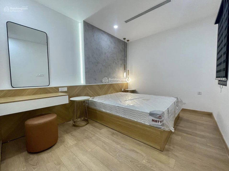 Modern 2-Bed Apartment Near Vinhomes Gardenia