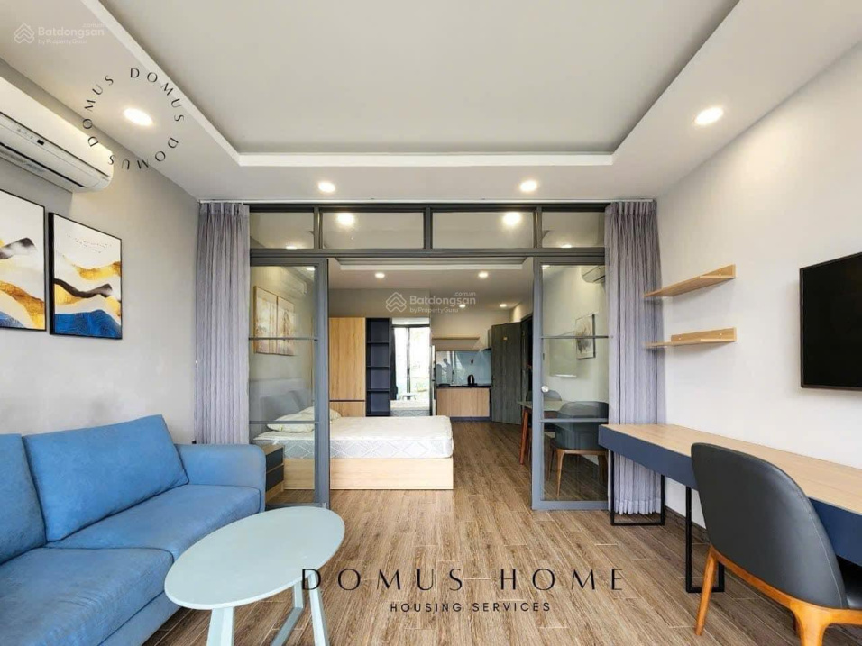 Modern Studio Apartment with Balcony in District 11