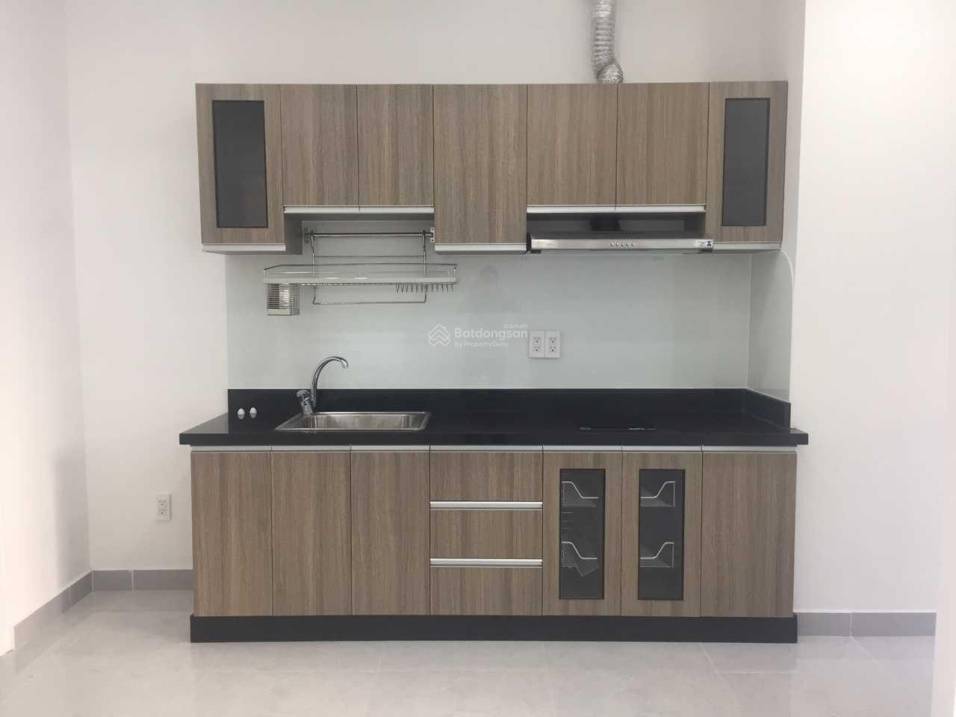 Modern Officetel Unit with Pool and Gym