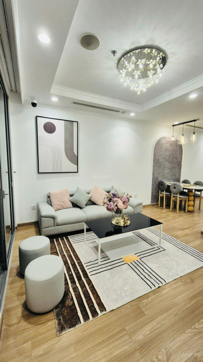 Modern Compact 3-Bedroom House on Mac Thi Buoi Street