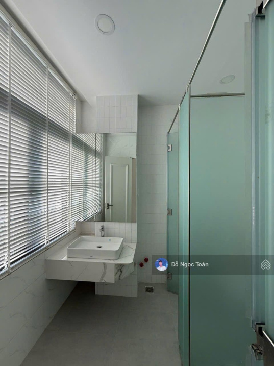 Fully Furnished Townhouse near 36ha Park in Vinhomes Grand Park