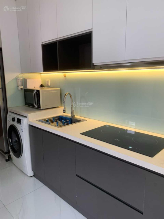 Modern Studio Apartment with Pool in Millennium