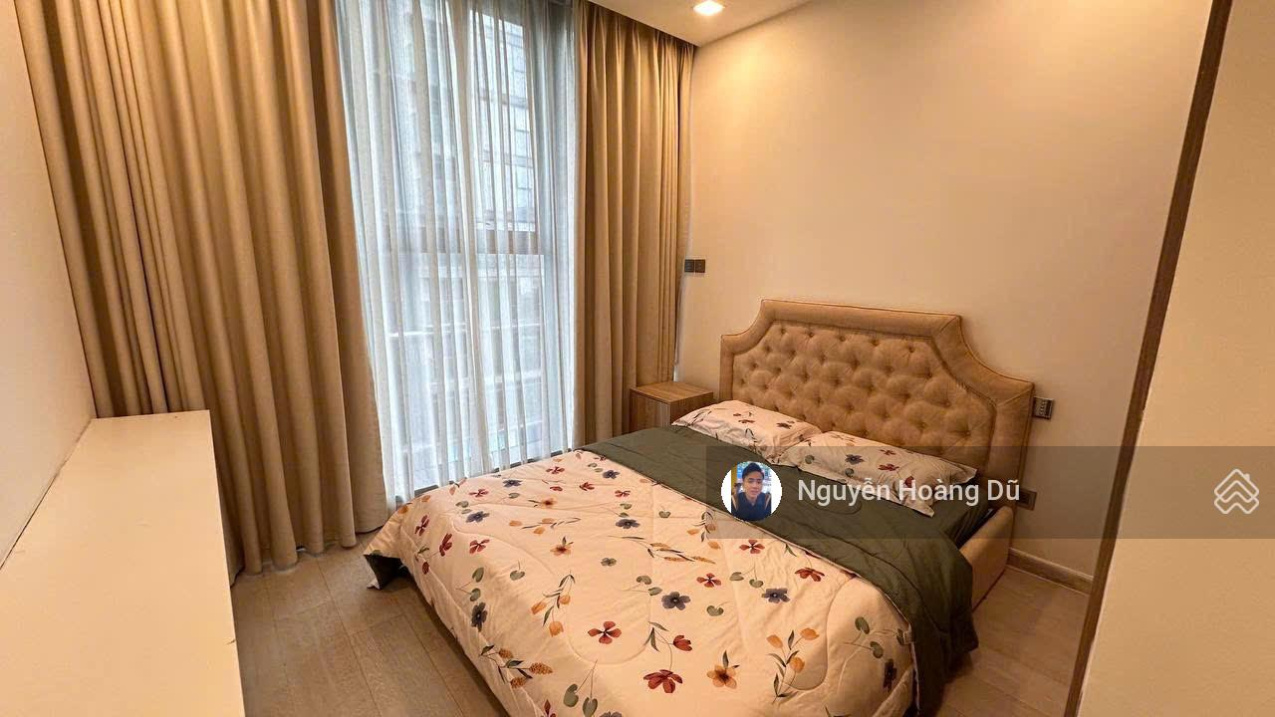 Modern 2-Bedroom Apartment in Vinhomes Golden River