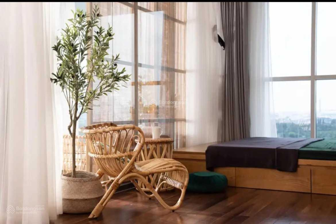 Luxurious 3-Bedroom Sarina Apartment with Resort Amenities