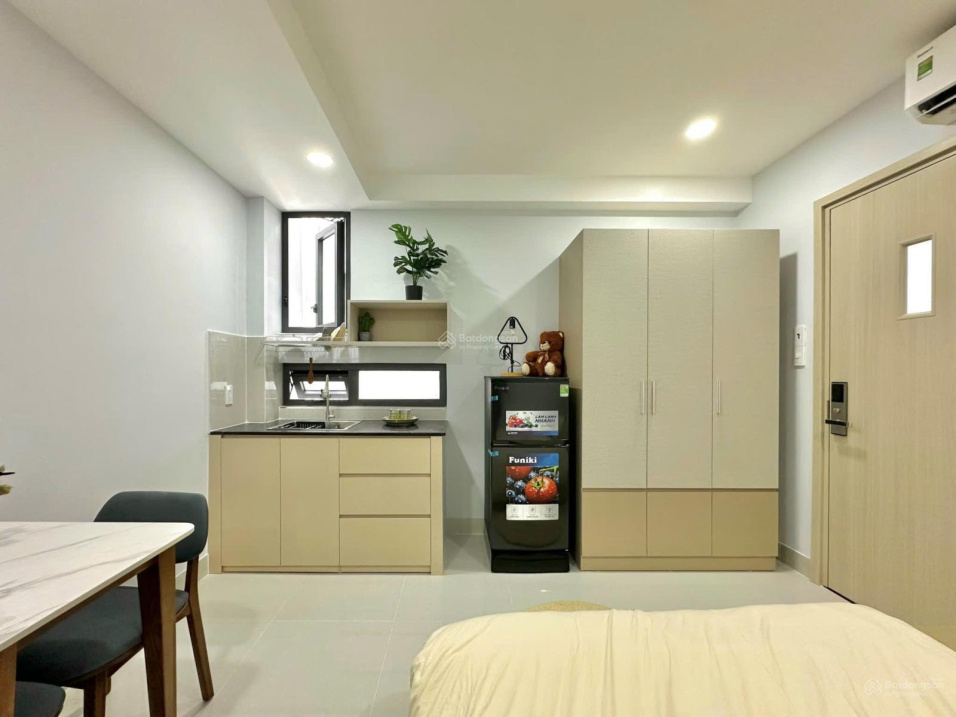Modern Studio with Kitchen in Phu Nhuan