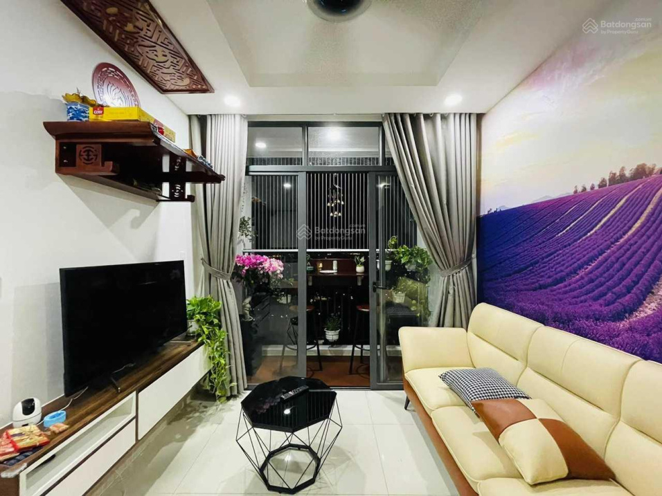 Modern 70m² Apartment with Pool View