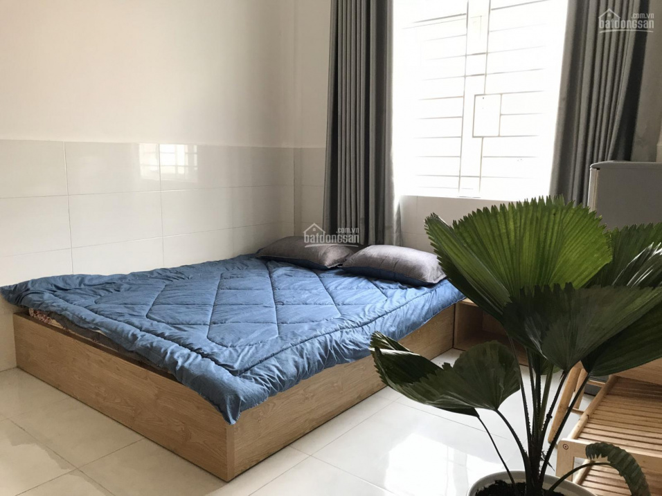 Modern Studio Apartment with Balcony and AC