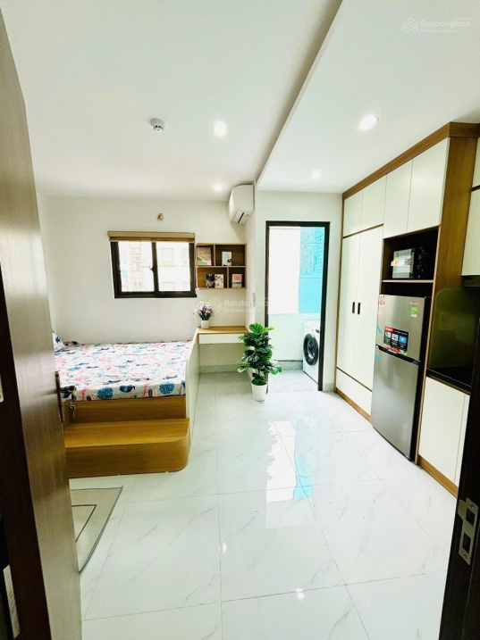 Modern Studio with Balcony in Thanh Xuan