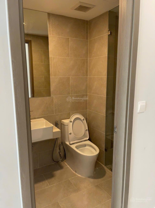 Modern 59m² Westgate Apartment For Sale