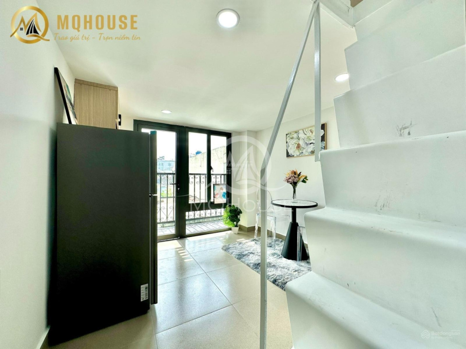 Modern Duplex Near Etown with Furnished Balcony