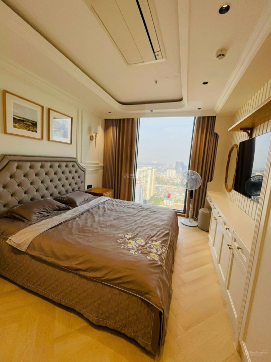 1-2 Bedroom Apartment with Flexible Furnishing Options