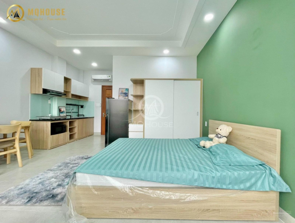 Modern Studio Apartment with Full Amenities