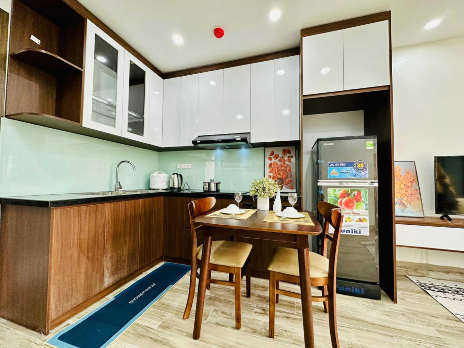 Modern Studio and 1-Bed Apartments near West Lake