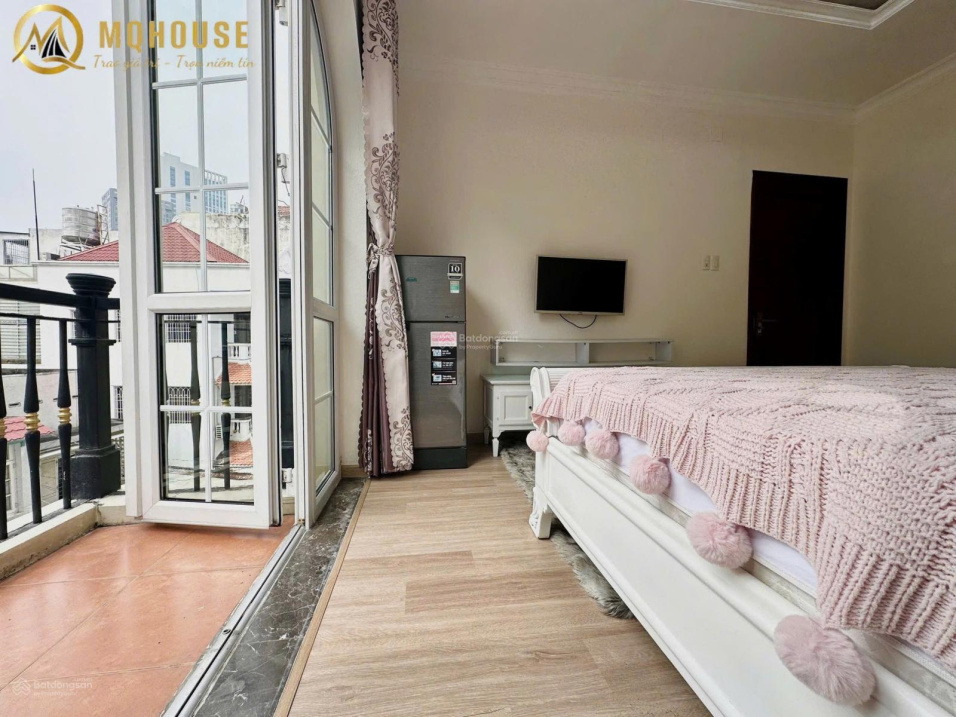 Modern Studio Apartment with Balcony in Binh Thanh