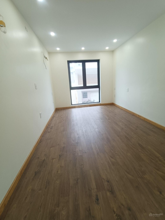 New 6-Floor House with Elevator, 70sqm