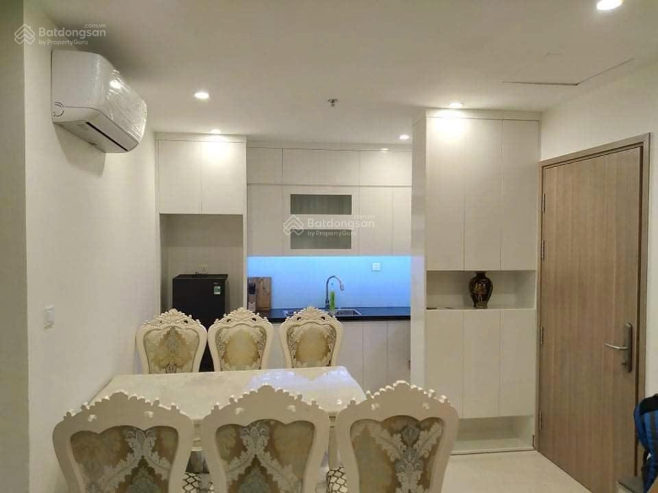 Modern 2-Bed Apartment in Vinhomes Oceanpark Complex