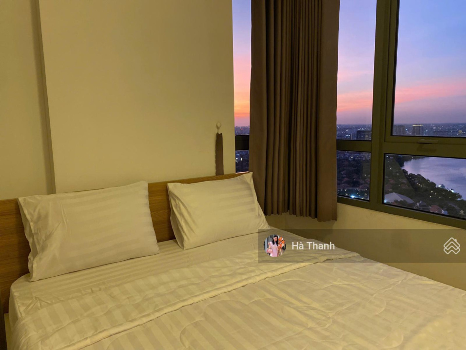 Spacious 3-Bedroom Apartment with River View