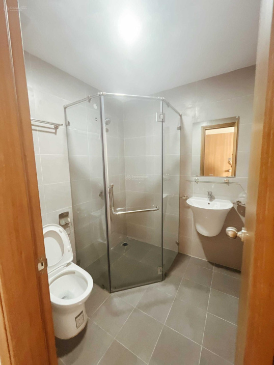 New 2-Bedroom Apartment with Modern Interior