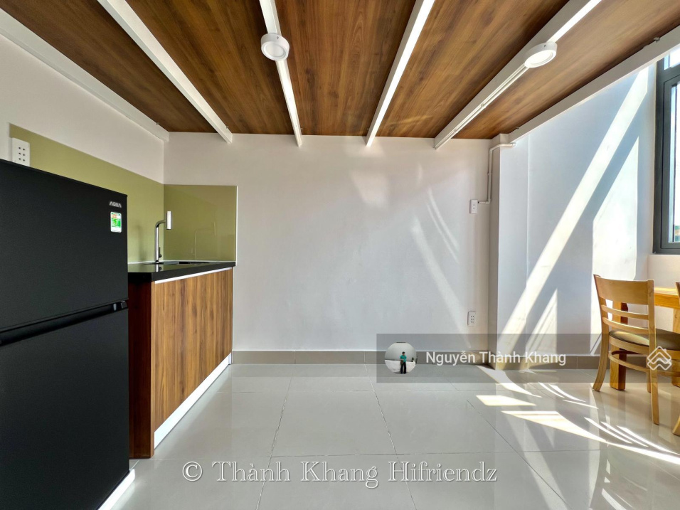 New Modern Studio Apartment Near City Center