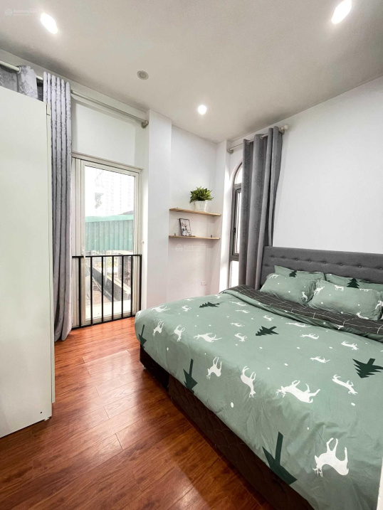 2-Bedroom Apartment at 228 Au Co, Ho Tay with Balcony