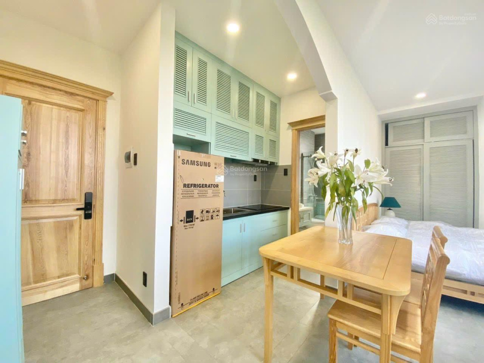 Modern Studio Apartment with Designer Interior