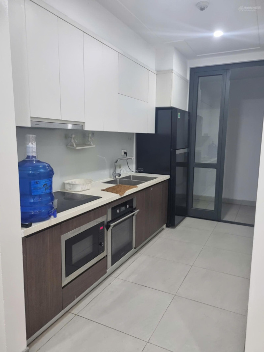 Spacious 3-Bedroom Apartment Near Aeon Mall