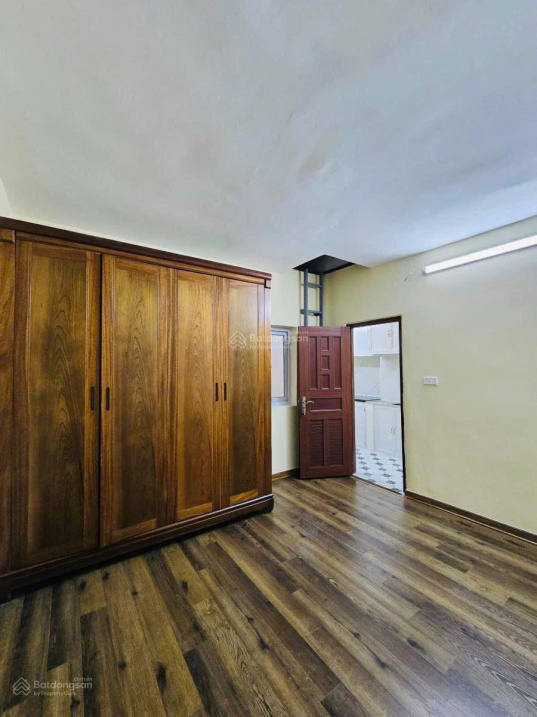 Spacious 3-Bedroom Apartment in Giảng Võ Complex