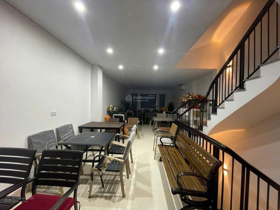 4-Story House Near Aeon Mall with Designer Interior