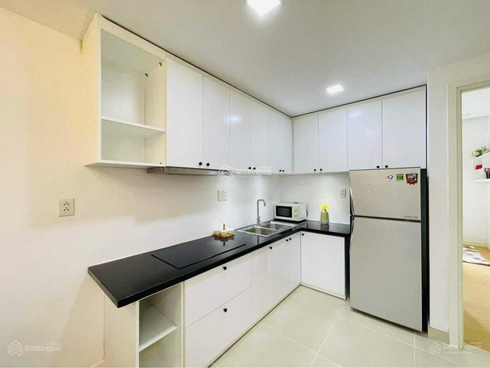 Modern 2-Bedroom Apartment in Kingston Residence