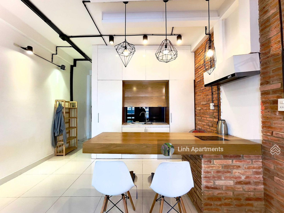 Modern Loft Apartment with Balcony in District 1