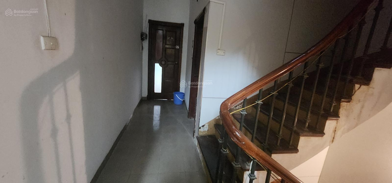 5-Floor House with 7 Rooms in Tay Ho