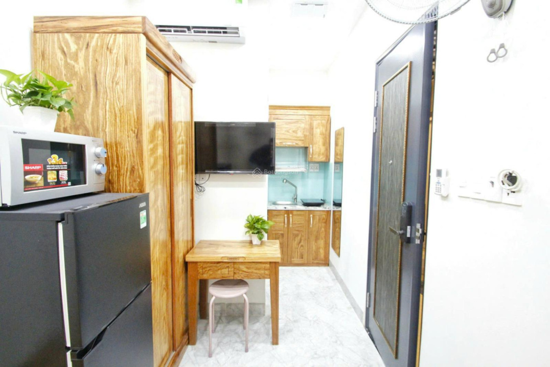 Modern Furnished Studio in Central District 3