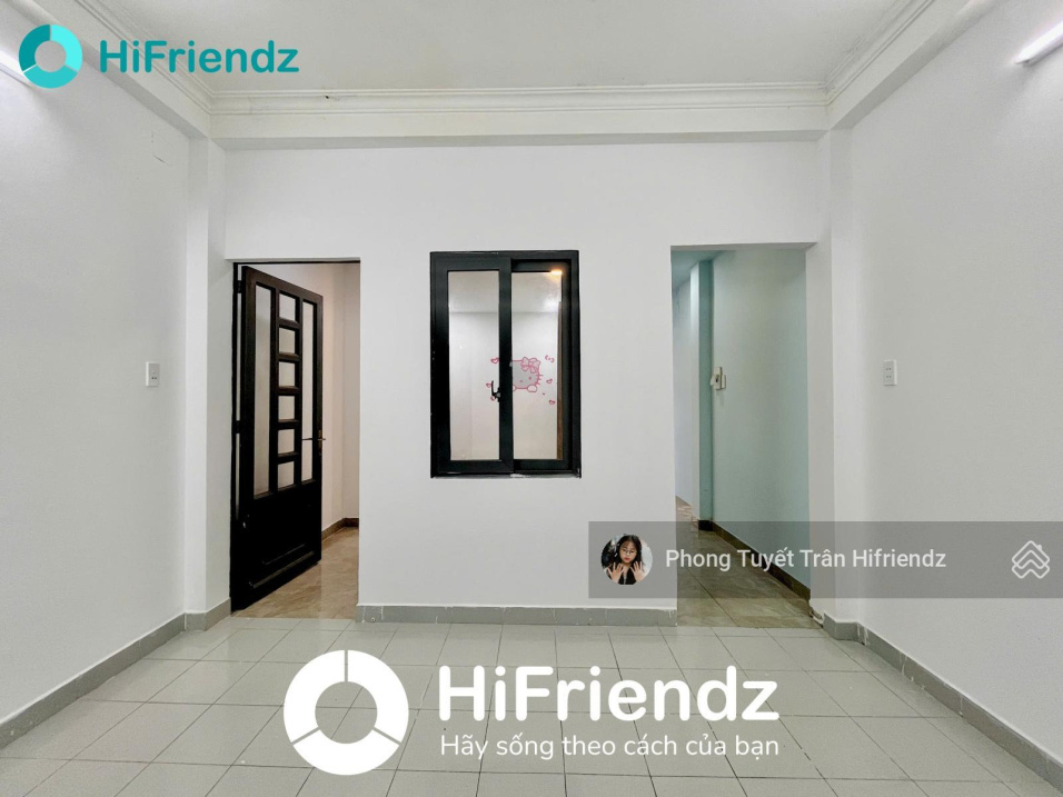 Bright 30m² Studio with Kitchen Near Bridge