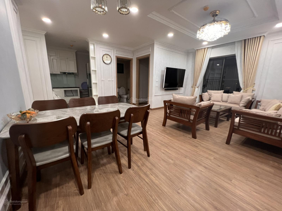 Modern 3-Bedroom Apartment with Full Furnishings