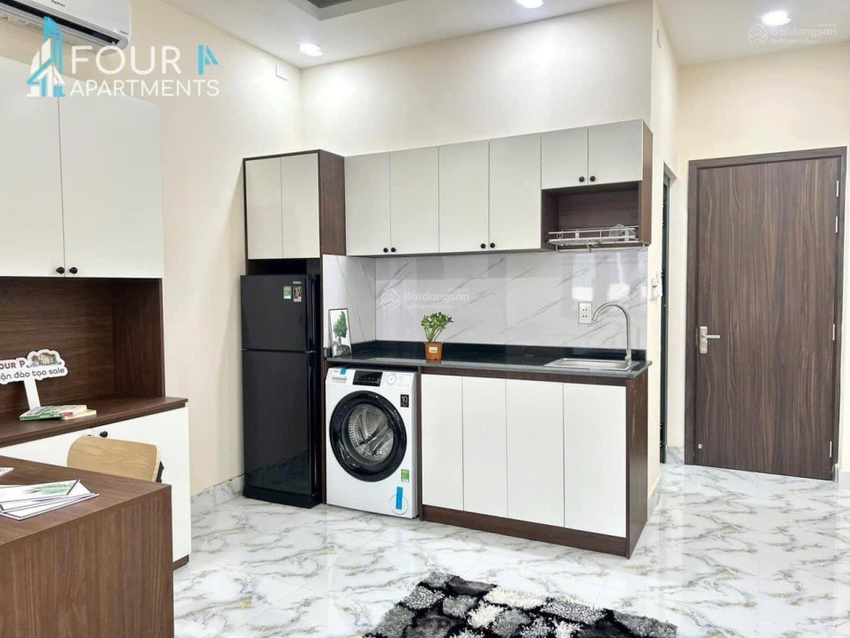 Modern Studio Apartment with Full Amenities