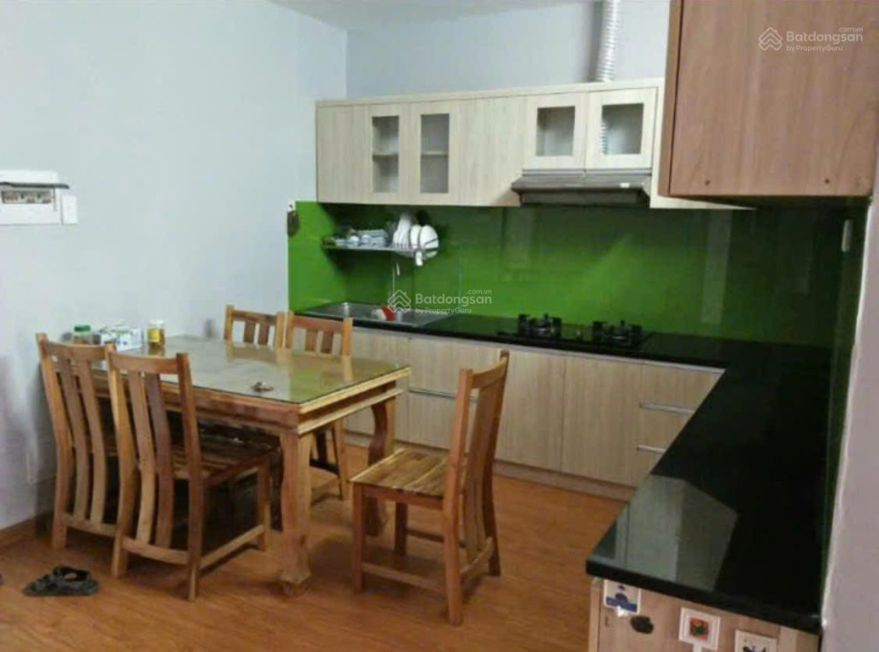 Furnished 1-Bedroom Apartment with Modern Kitchen