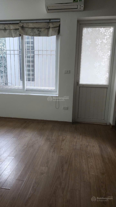 3-Story House with 4 Bedrooms in Tay Ho