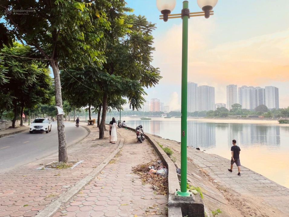 7-Floor Serviced Apartment Building with Full Amenities
