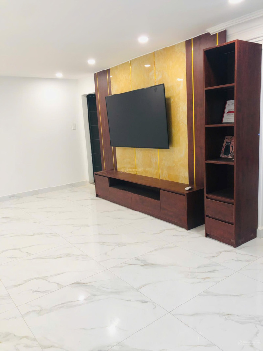 Spacious Rental Property in Hai Ba Trung Alley, District 3
