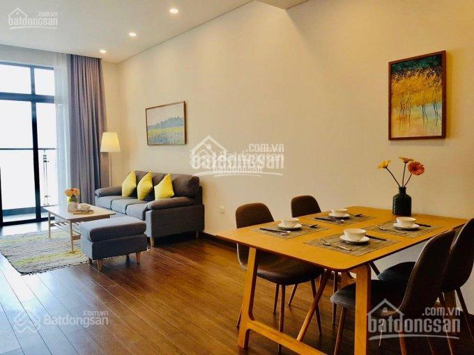Modern Apartment with Flexible Layout and Quality Furnishings