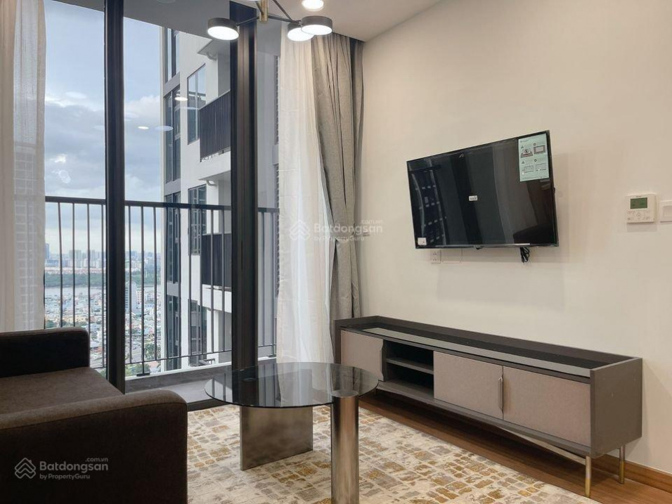 Modern Corner Eco Green Apartment with City Views