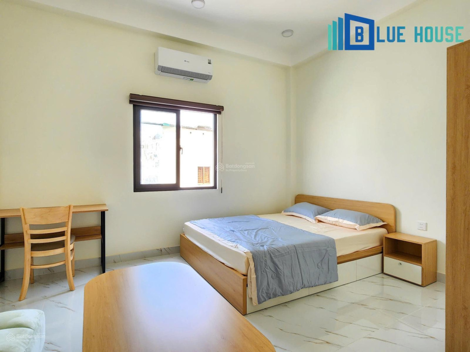 Modern Studio Apartment with Washing Machine and AC