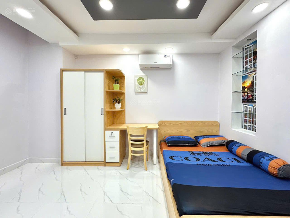 Modern Studio Apartment with Full Amenities Q10