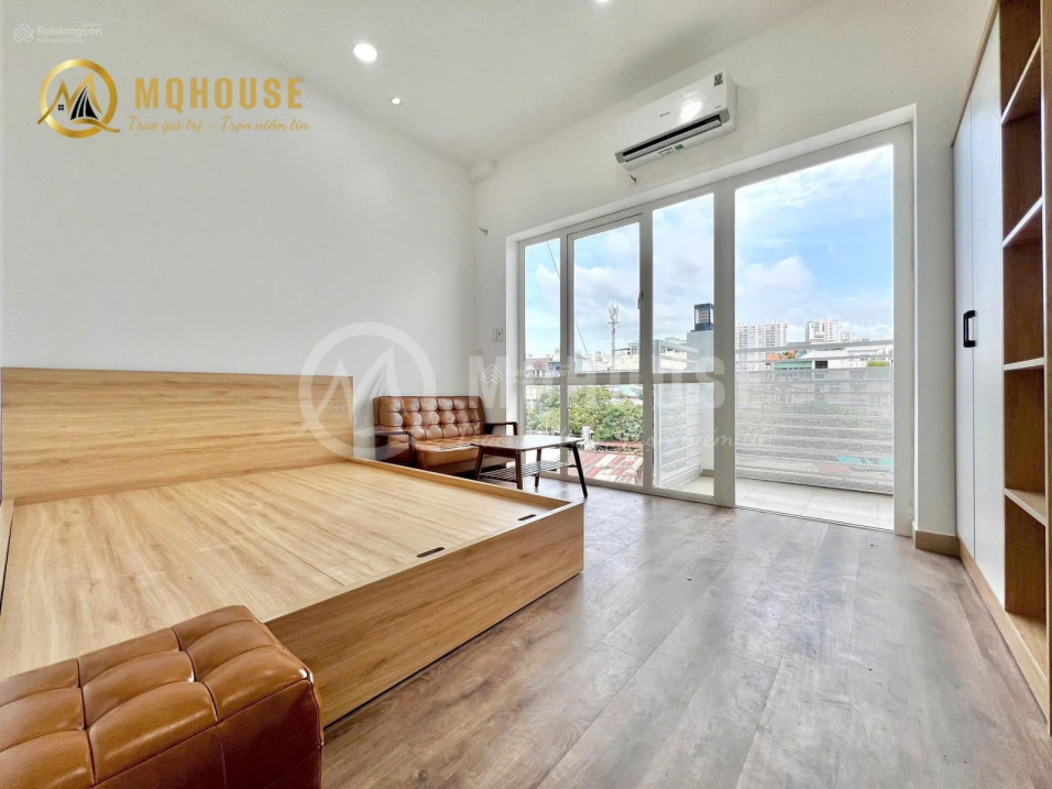 Modern Studio Apartment with Balcony in Binh Thanh