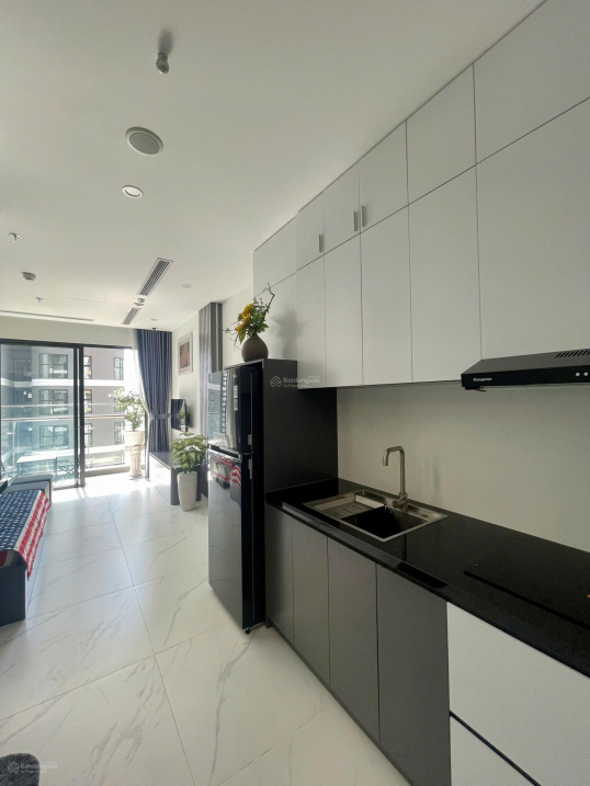 Beautiful Studio Apartment with Balcony and Sea View