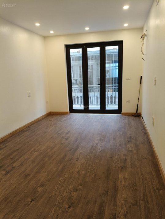 New 6-Floor House with Elevator, 70sqm